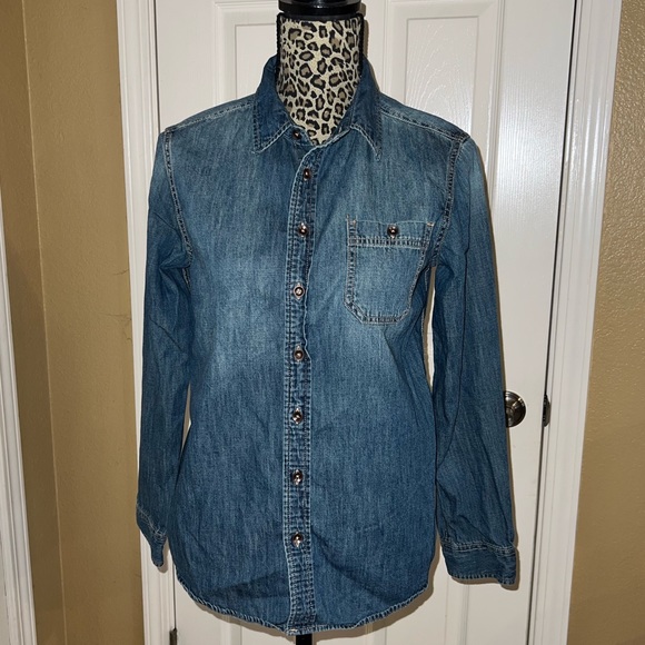 Chemise en jean brodée : ruban marguerites jacinthes des bois, coton Lola Liza (taille M) - France